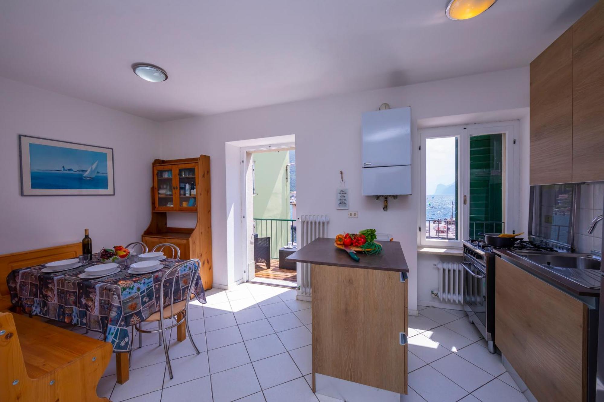 Dogana Best Lake View - Happy Rentals Torbole Sul Garda Buitenkant foto